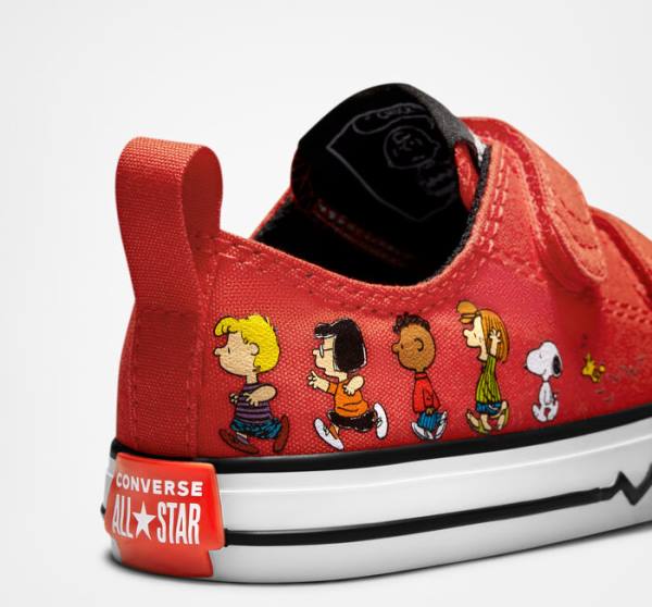 Converse Peanuts Chuck Taylor All Star Easy-On Låga Sneakers Röda Svarta Vita | CV-082MRU